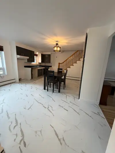 Maison à louer 4 chambres 1750$/mois sur la rue du rail, Charny, G6X 1Y1. *Incluant un rabais de 95$...