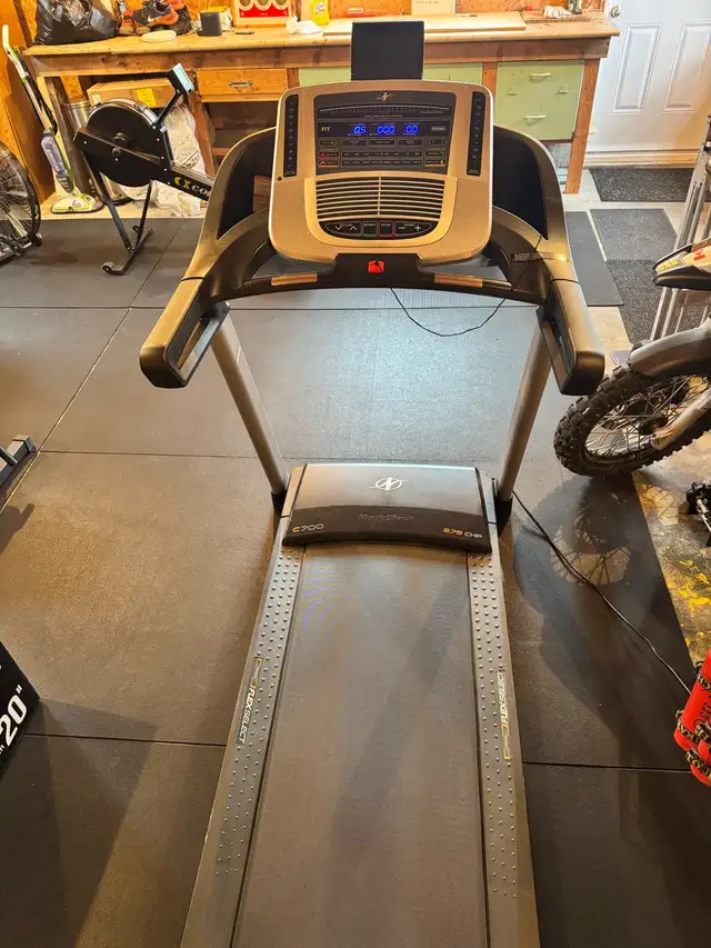Nordictrack Treadmill65740213368323122