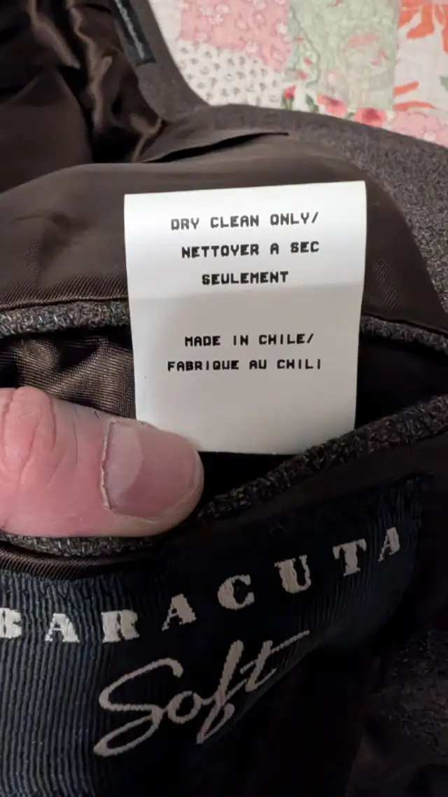 Suit brand new 100% wool. in Men's in Cambridge - Image 8