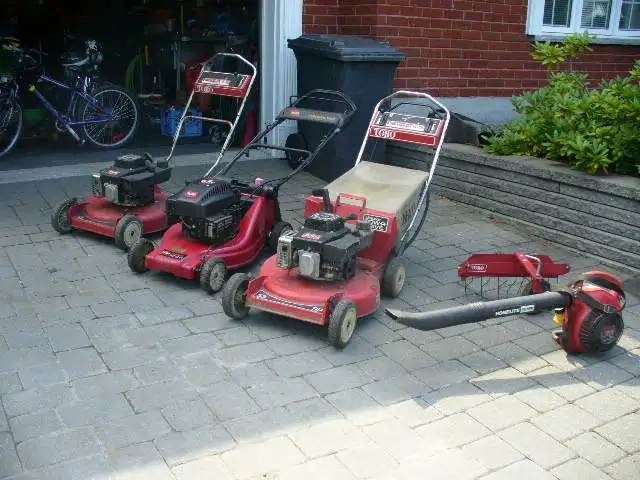 Tondeuses usagées Toro in Lawnmowers & Leaf Blowers in Laval / North Shore - Image 2