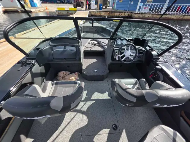 2024 Lund Fully Loaded Fish & Ski in Powerboats & Motorboats in North Bay - Image 5