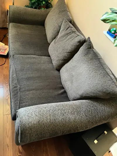 Couch in Kanata, View more