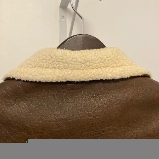 Pollini womens brown lined leather coat Italy size 10 (Euro 42) in Men's in City of Montréal - Image 3