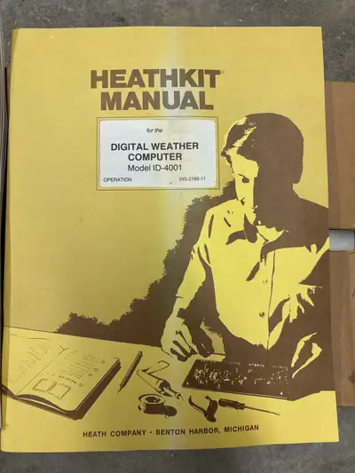 I'm offering a vintage Heathkit Digital Weather Computer, model ID-4001, in its original box. The ki...
