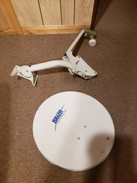 Satellite dish with arm mount