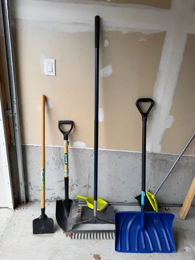 Misc Tools for gardening [ 5$ Each ], View more