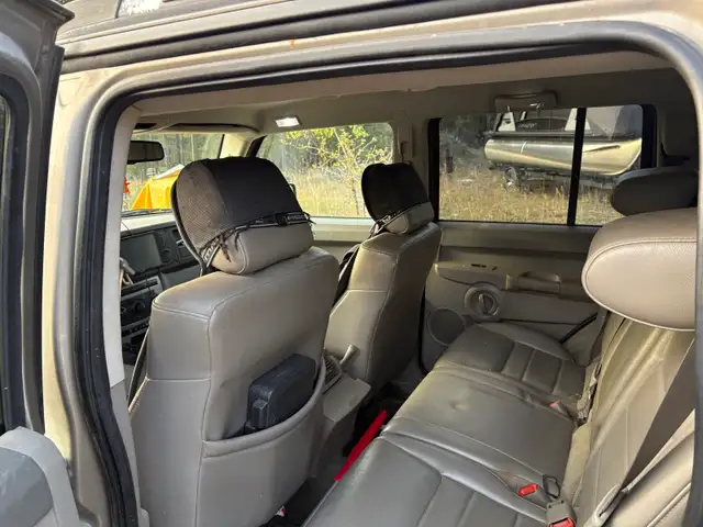 Jeep Commander 2006581029145682257928