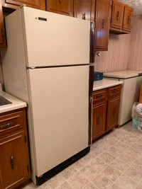 Kenmore Refrigerator Size 32”W x 65 ½”H x 27 ½”D - Moving Sale