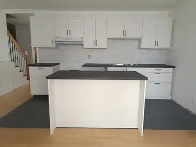 Townhouse with 3 bedrooms and 1 bathroom