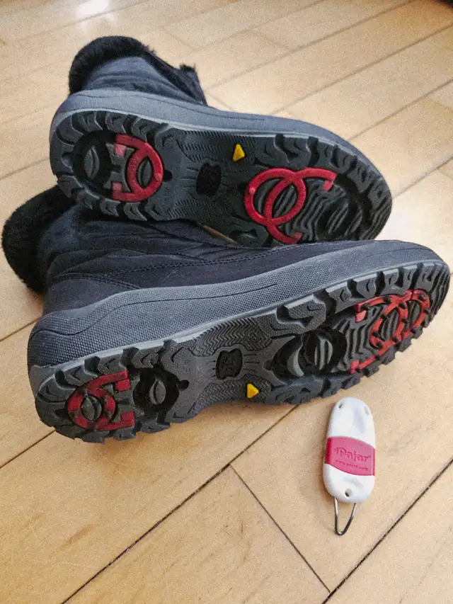 Bottes d'hiver Pajar (femmes 7, 71/2) avec crampons intégrés in Women's - Shoes in Laval / North Shore - Image 5