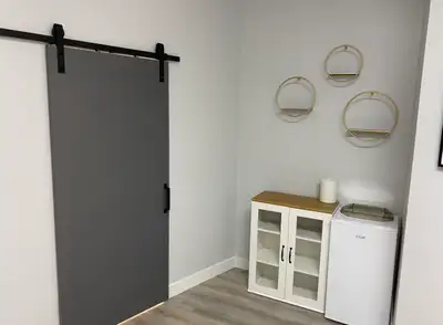 Private Treatment Room for Rent – Bedford Ideal for Lash, Nail, Massage, or Beauty Professionals A p...
