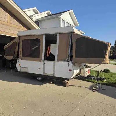 Renovated Vintage Edson Tent Trailer – Sleeps 6 – $2,000 OBO Great family-sized vintage Edson tent t...