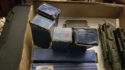 Rollin stock 7 pieces in good/fair boxes two locos sold separate, View more
