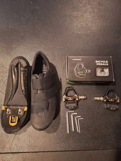 Cycling Shoes with Pedals, View more