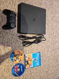 Console de jeux vidéo PlayStation 4 avec manette, fil et jeux