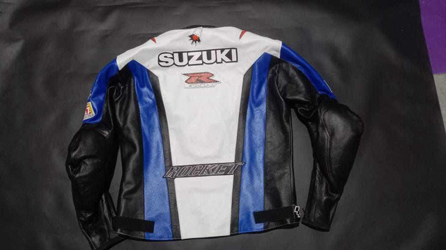 Leather motorcycle jacket. in Men's in Kelowna - Image 2