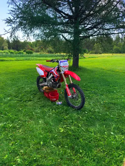 2004 Crf250x. Mint bike, never abused only trail ridden. Well maintained. Good reliable bike. Afterm...