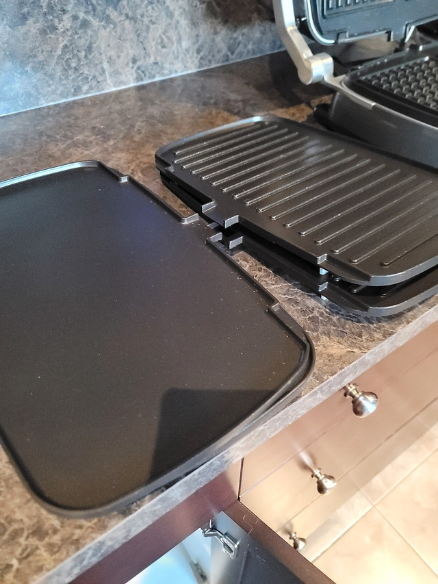 Pampered chef electric grill in Stoves, Ovens & Ranges in Fort McMurray - Image 3
