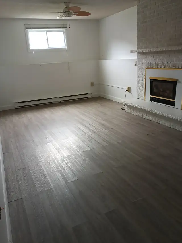 Ginormous 3-in-1 Room for Rent – Available Nov 5th,All-Inclusive
