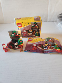 Lego Santa's Visit Christmas Seasonal set 40125. Complete