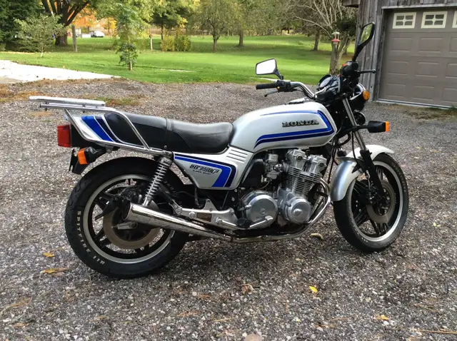 1980 Honda CB750F Super Sport in Street, Cruisers & Choppers in London - Image 2