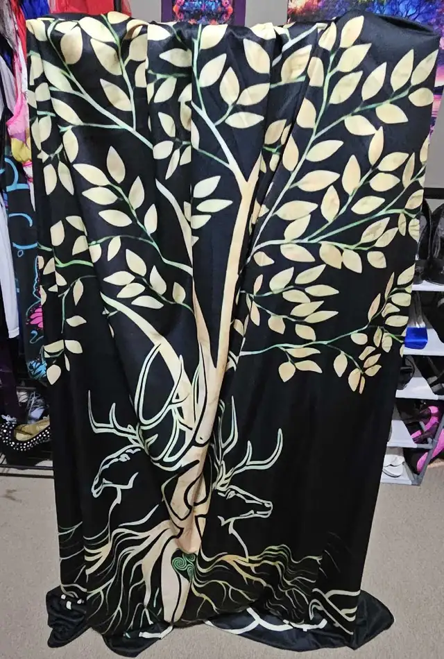 Tree Cloak64993763412355120