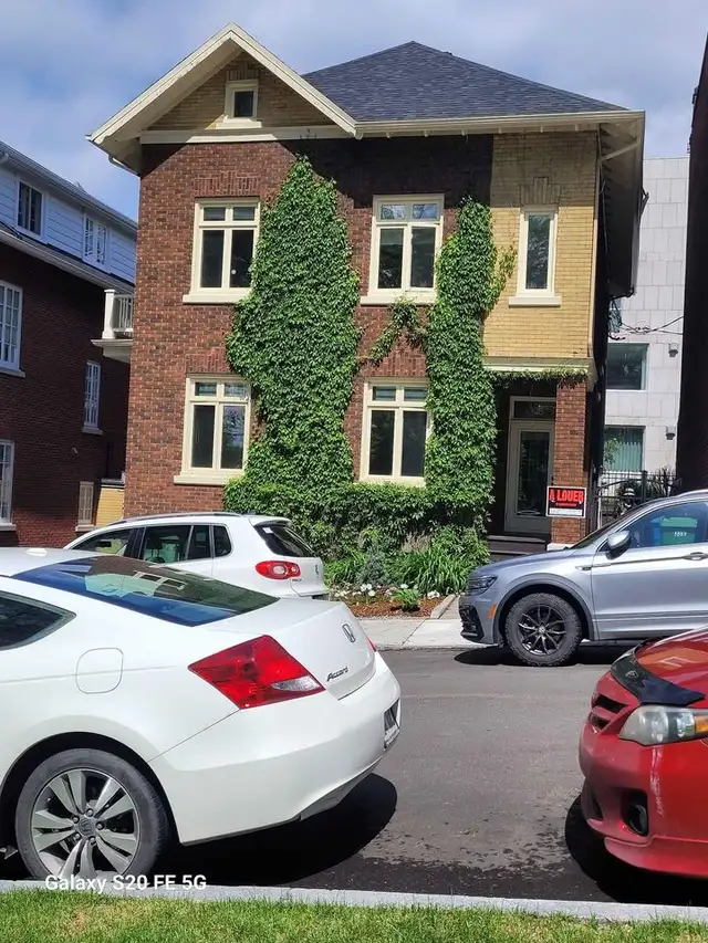 UNIQUE devant les Plaines d'Abraham in Long Term Rentals in Québec City - Image 3