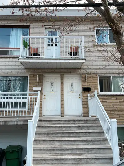Immobilier 5 et demi à Anjou à côté du grand parc