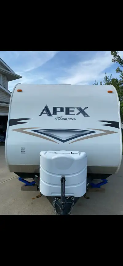 2012 Apex Travel Trailor. 23 Ft with hitch, no smoking and no pets. 1 slide, power awning, easy to t...
