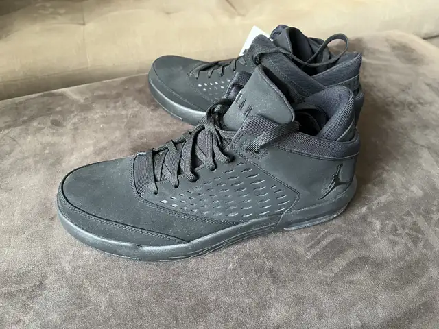 Jordan Flight Origin 4 - Brand New in Men's Shoes in Calgary - Image 3