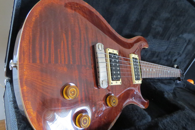 PRS  CU22  SEMI-HOLLOW NO F-HOLE - RARE! dans Guitares  à Ville de Montréal - Image 2