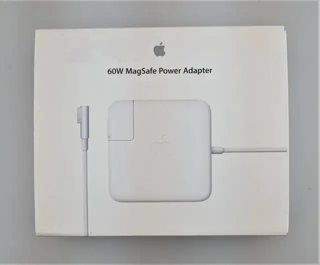 Apple 60W MagSafe Power Adapter in Laptop Accessories in Oakville / Halton Region - Image 6