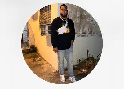 Scammer - Emilio Sanchez. Beware !, View more
