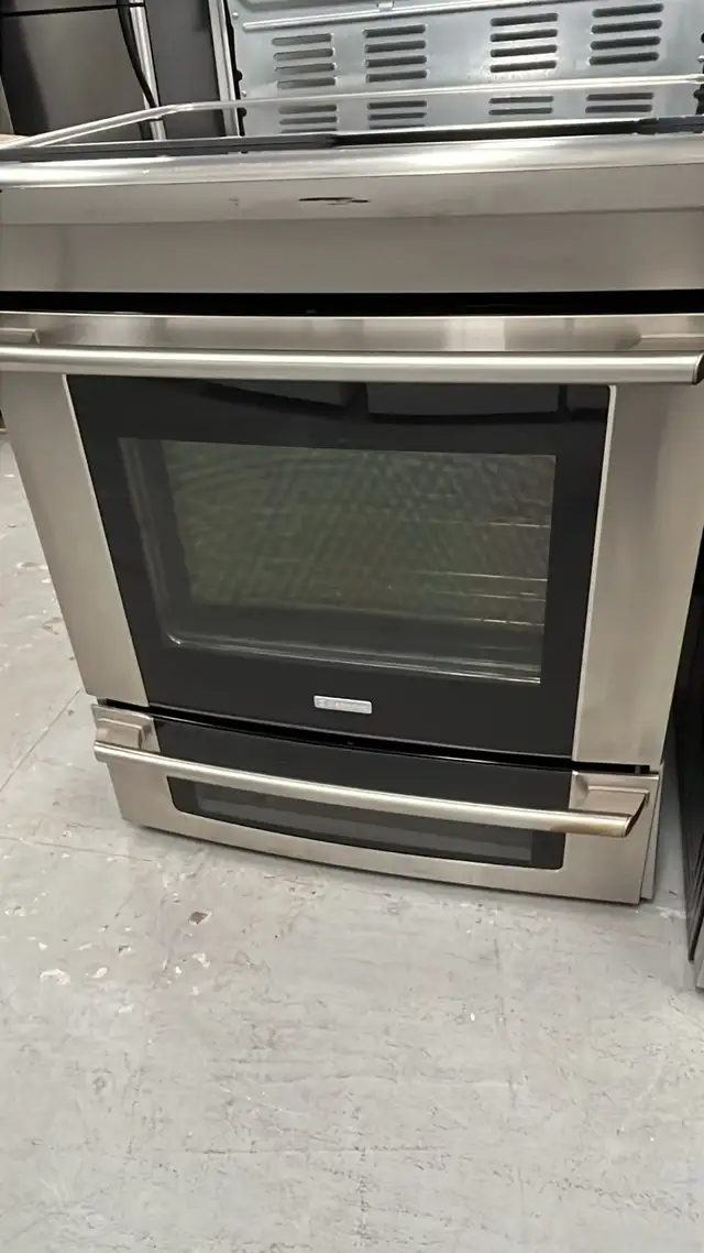 Electrolux Slide-in induction range