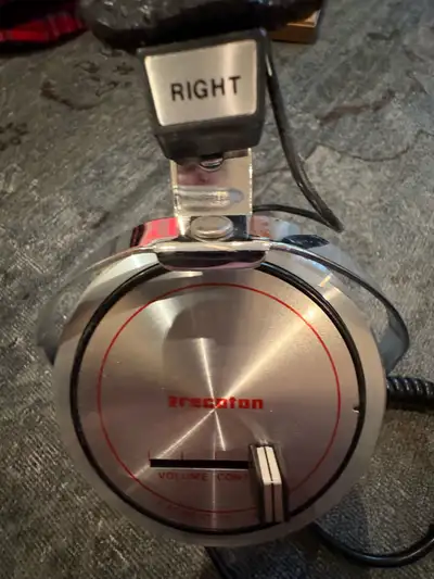 Recoton ST-22 Stereo Headphones, View more