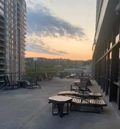 Apartment 4 1/2   2 bedrooms Down town  **All included **