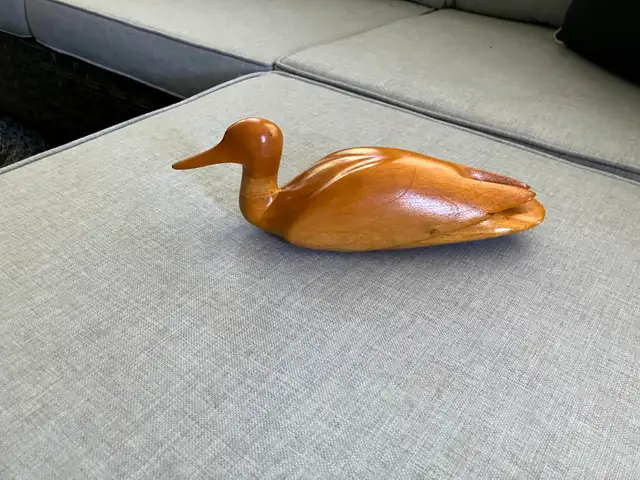 Decorative Solid Wood Decoys in Home Décor & Accents in Renfrew - Image 4