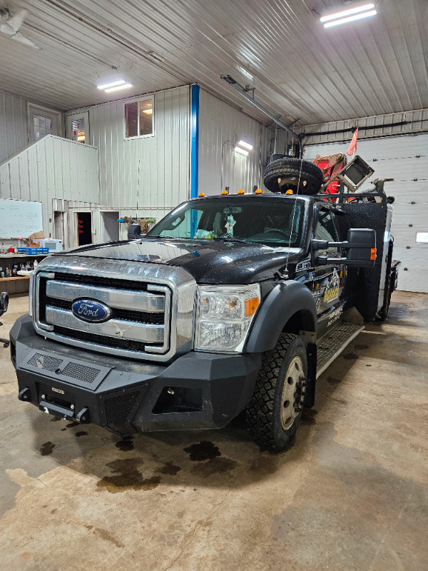 2014 Ford F550 XLT 4x4 Picker Truck Fassi 080 in Heavy Equipment in Edmonton