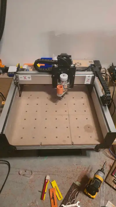 Redsail rs4040 CNC router Was my backup cnc used 3 or 4 times Comes with Genmitsu dust boot 750w spi...