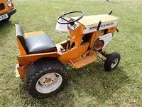 Mnneapolis Moline 110 Garden tractor