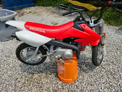 2017 Honda CRF 50 that has barely been rode. Never raced, kids would drive it around the back yard a...