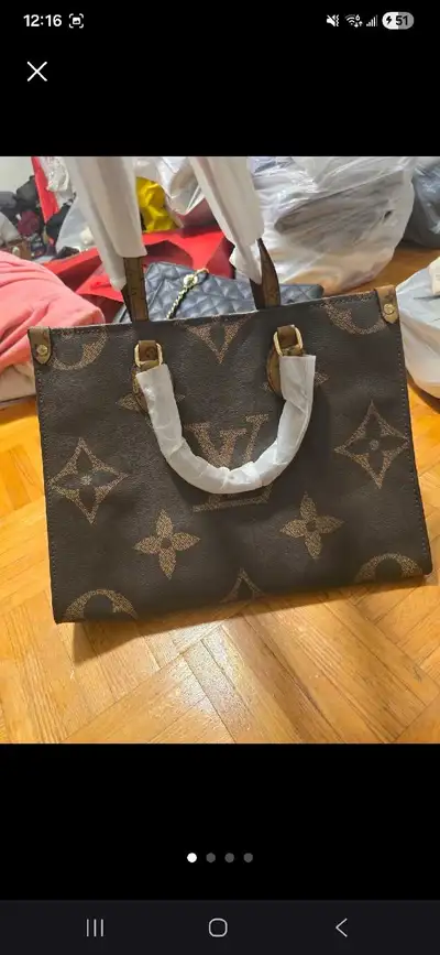 Womens purse , View more