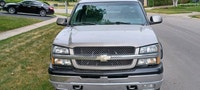 2004 extend cab, 4x4, 5.3  ,224,946kms