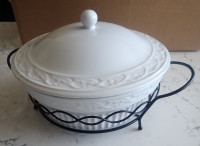Baking/Serving Dish with Metal Stand