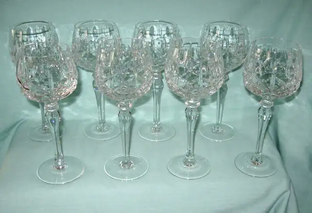 LOT DE ONZE  COUPES   CRYSTAL LOT OF ELEVEN  FOOTED GLASSES in Arts & Collectibles in West Island - Image 2