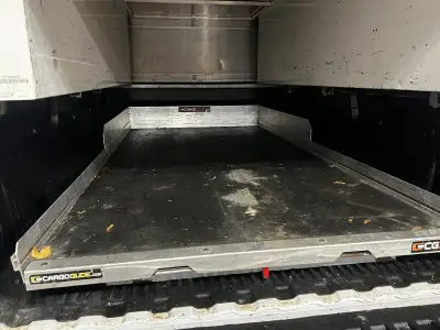 8 ft bed slide extra heavy duty Can be sold together with bed cover see other listing 8ft Truck cap...