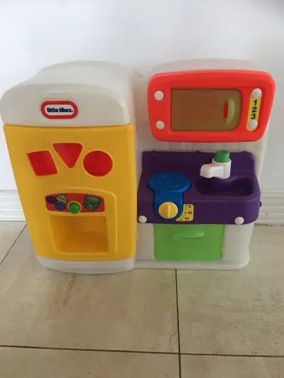 little tikes toddler kitchen $32 Fancy flutter pack giggle gear new $19 Sesame Street Fly with Elmo...