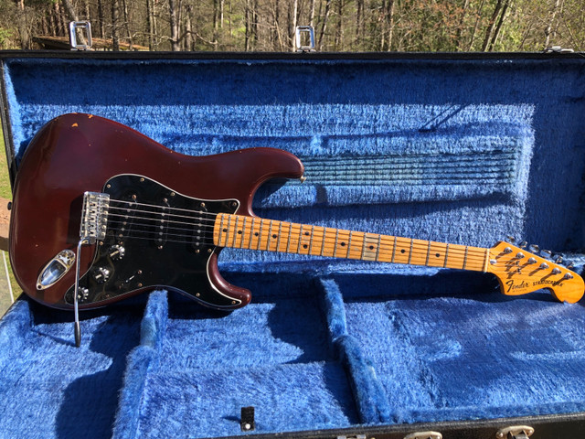Fender Stratocaster Vintage 70’s original. in Guitars in Oshawa / Durham Region - Image 2