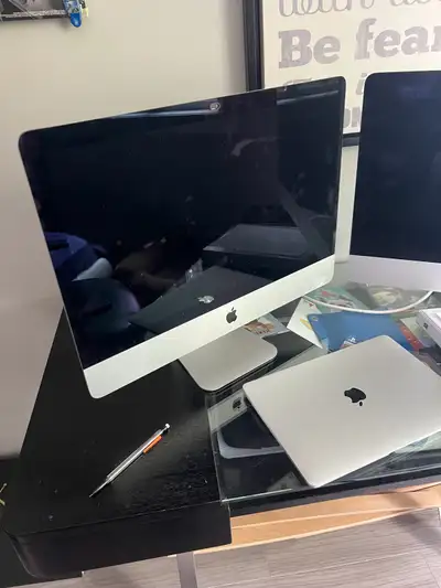 This is a used 2019 iMac in good condition, perfect for everyday use. This iMac features a crisp dis...