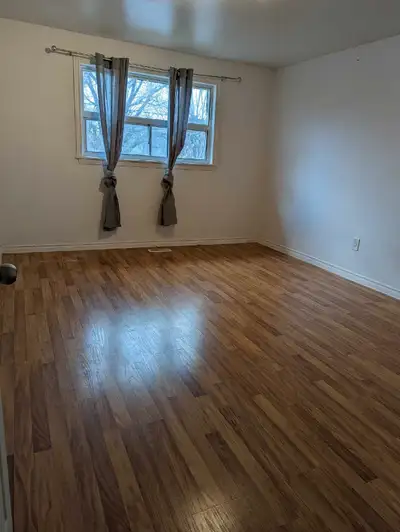 Shared room for rent - Bramalea City Center